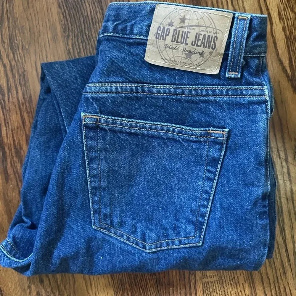 Vintage Gap Classic Blue Jeans - Picture 5 of 7